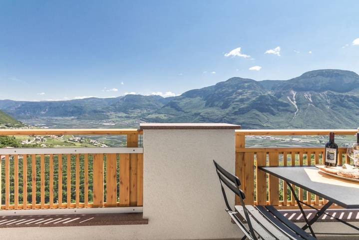 Ferienwohnung für 4 Personen, mit Balkon/Terrasse und Garten