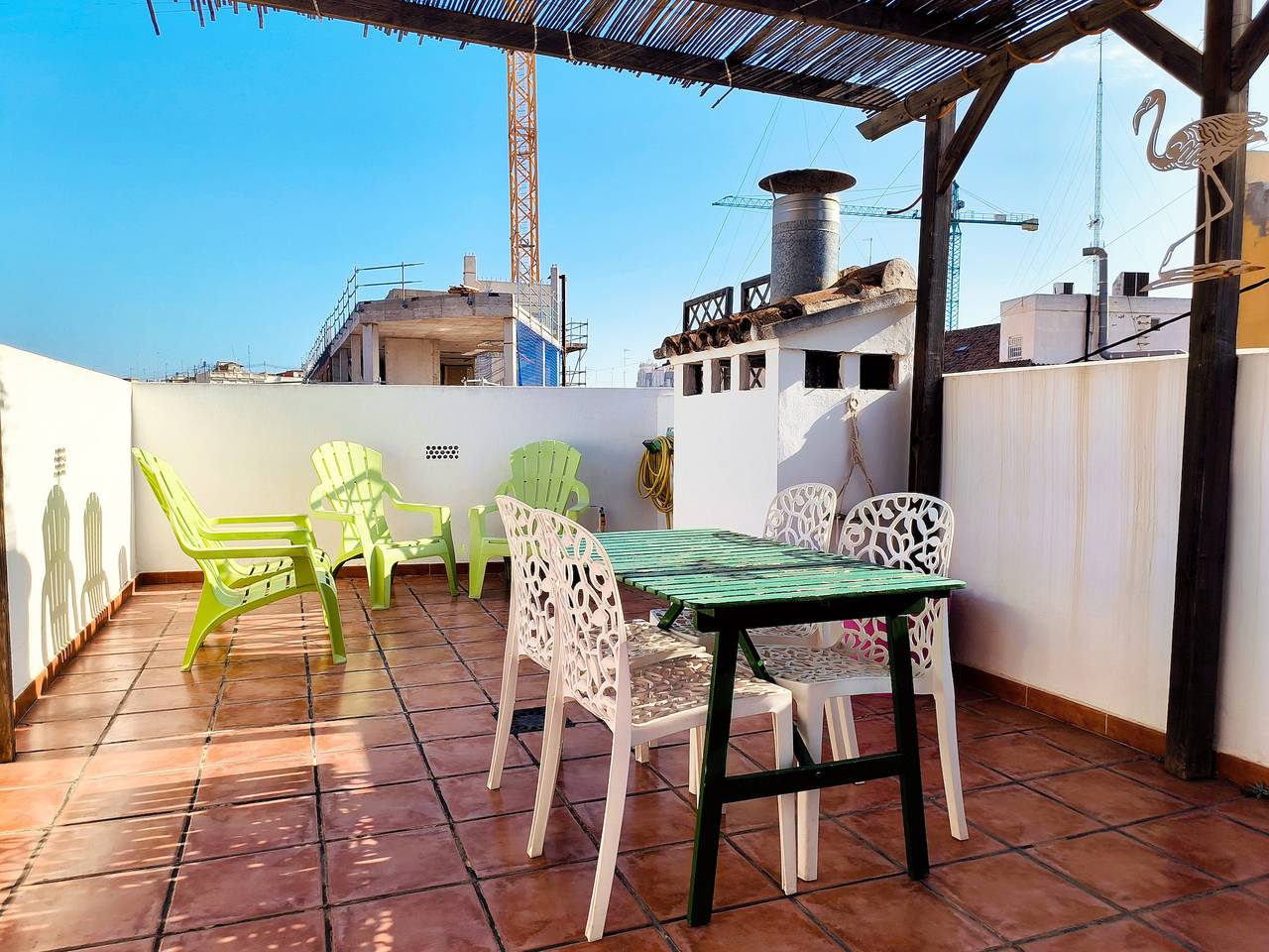 Entire apartment, Flats Friends Torres Quart 1 bedroom with terrace in Valencia City Centre, Valencia