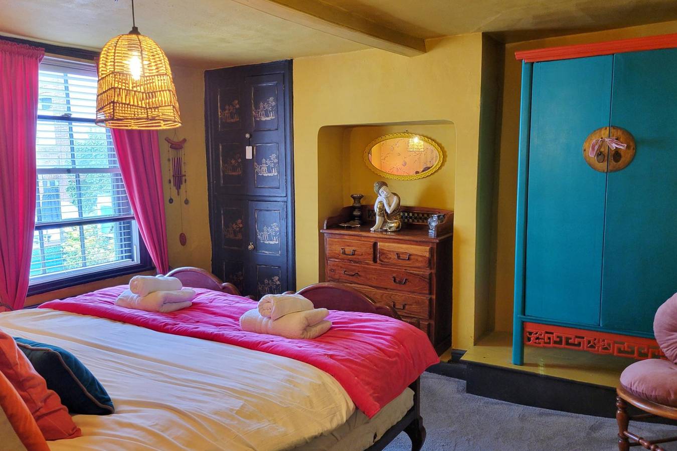 Entire holiday apartment, 3 Bed Townhouse Sleeps 6 with Wifi in Southwell, Nottinghamshire