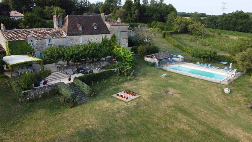 Location de vacances pour 5 personnes, avec jardin à Saint-Antoine-de-Breuilh