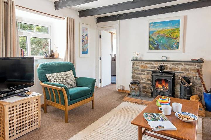 Cottage for 4 people in Trefin