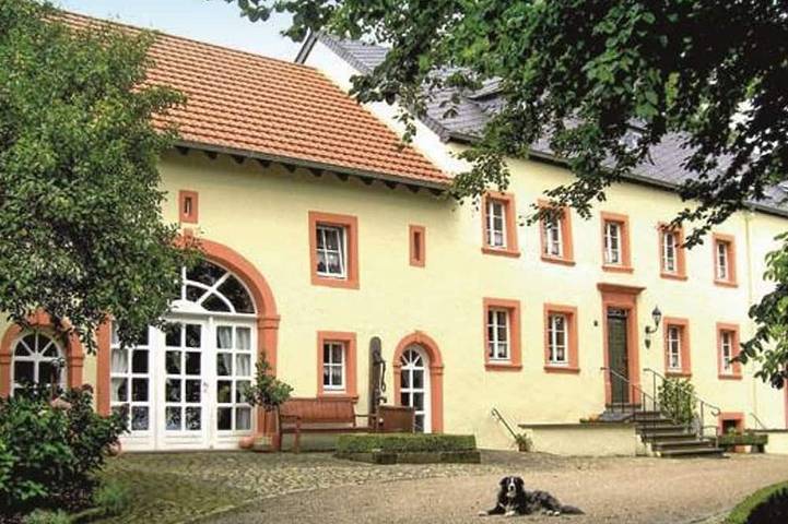Agriturismo für 4 Personen, mit Garten und Sauna in Nasingen