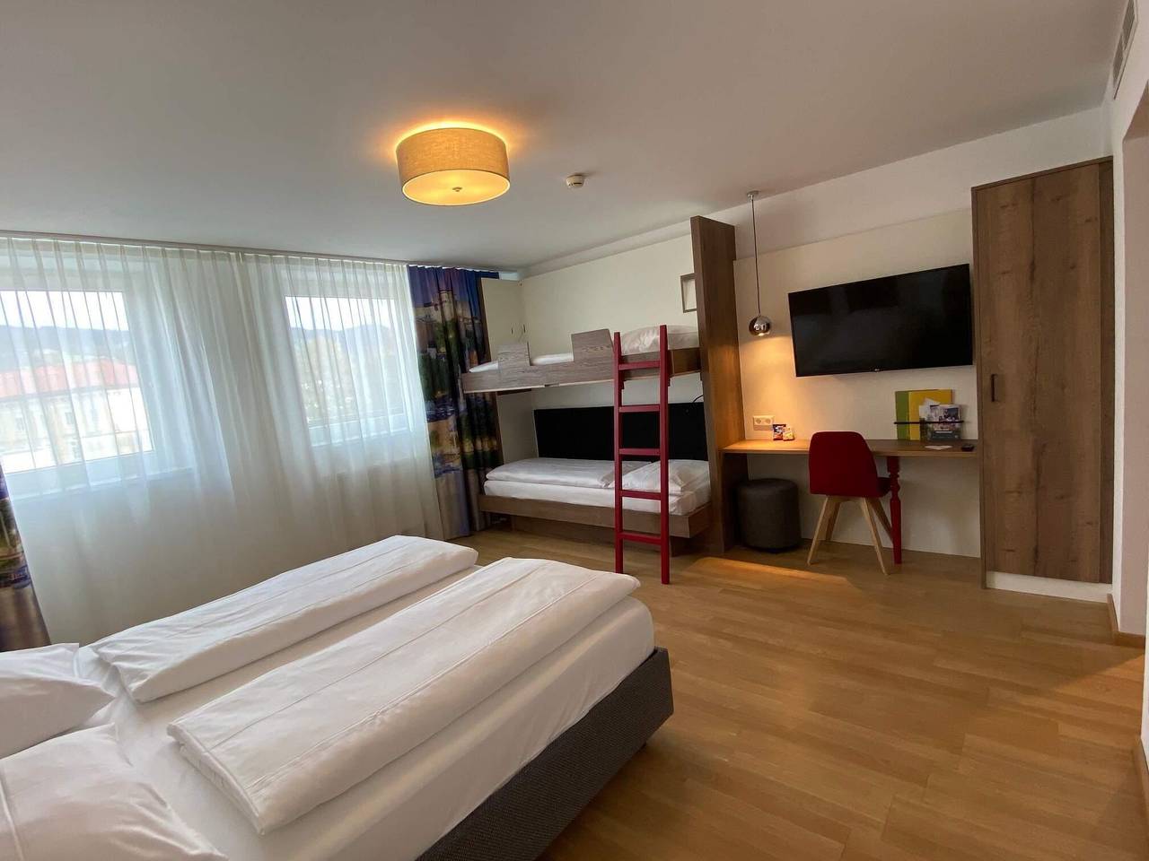 Vierbettzimmer in Salzburgo, Bundesland Salzburg