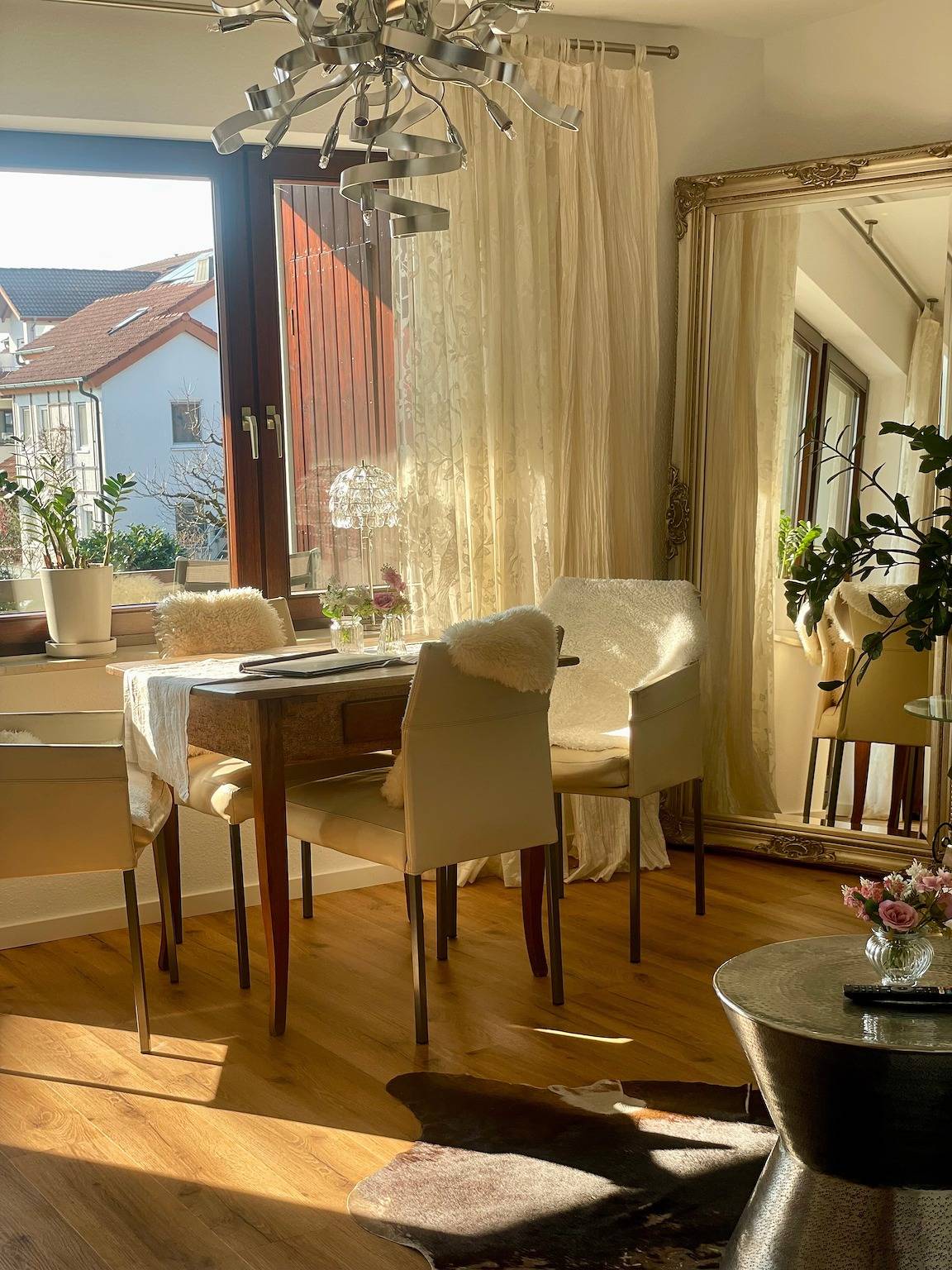 Mooie en stijlvolle vakantiewoning 'Casa Sofia' met balkon en wifi vlak bij het meer, foto 6