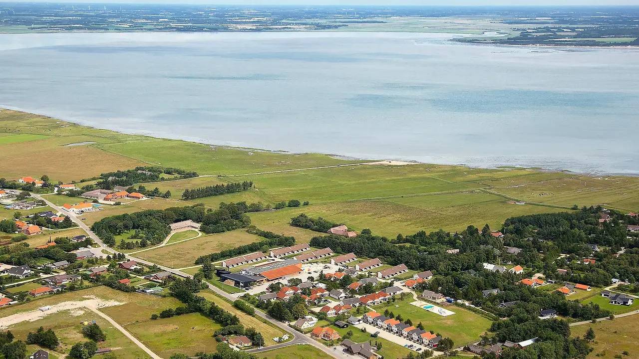 Feriehus for 7 personer med pool in Ho, Varde Kommune