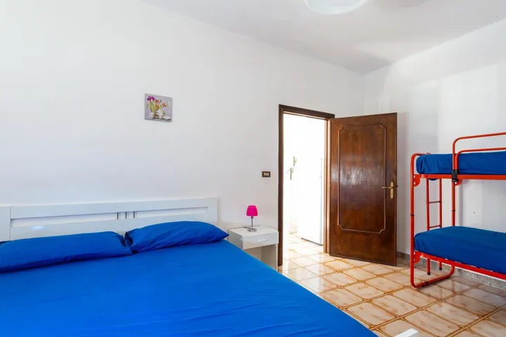 Ferienhaus für 4 Personen, mit Ausblick und Balkon - 1