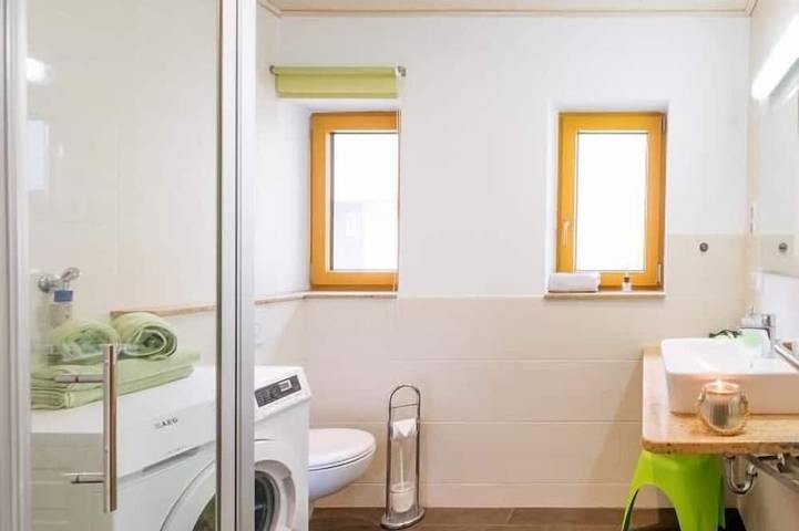 Ganze Wohnung, Neu gestaltete Ferienwohnung für bis zu 5 Personen in Wunsiedel, Landkreis Wunsiedel im Fichtelgebirge