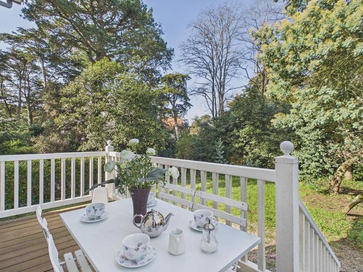 Location de vacances pour 10 personnes, avec jardin et terrasse dans Plage des Dames
