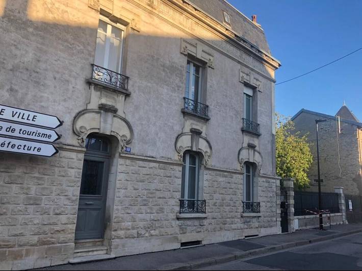 Location de vacances pour 8 personnes, avec terrasse dans Neufchâteau - 3