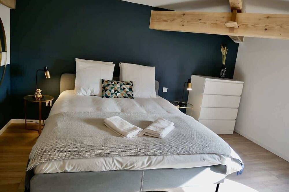 Entire apartment, Appartement Les Calanques in Ventabren, Aix-en-Provence region