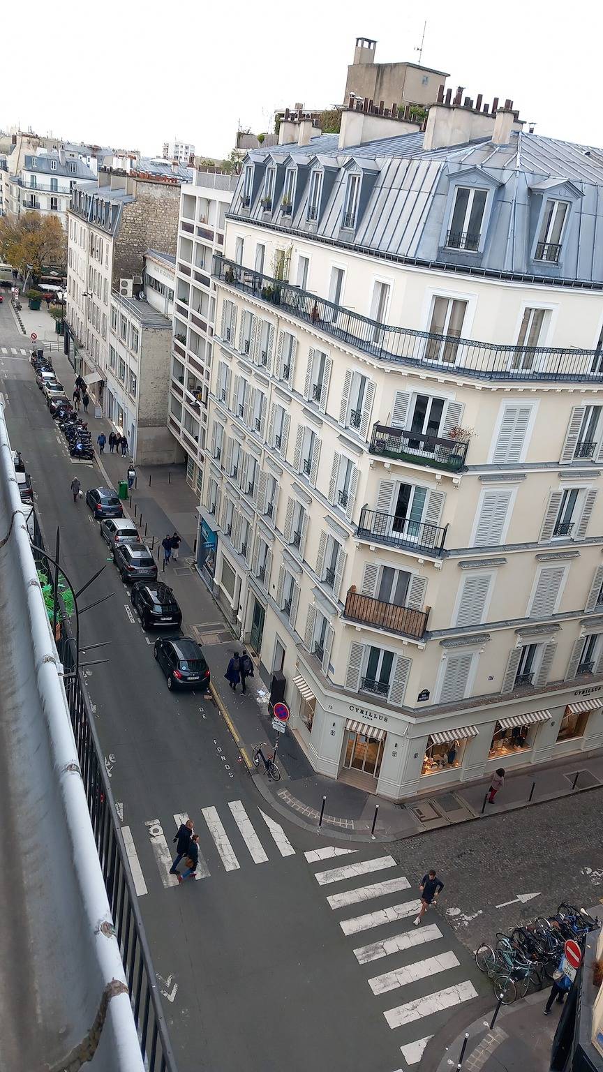 Licht appartement in Batignolles – Parijse charme, Zelfstandige check-in, foto 14