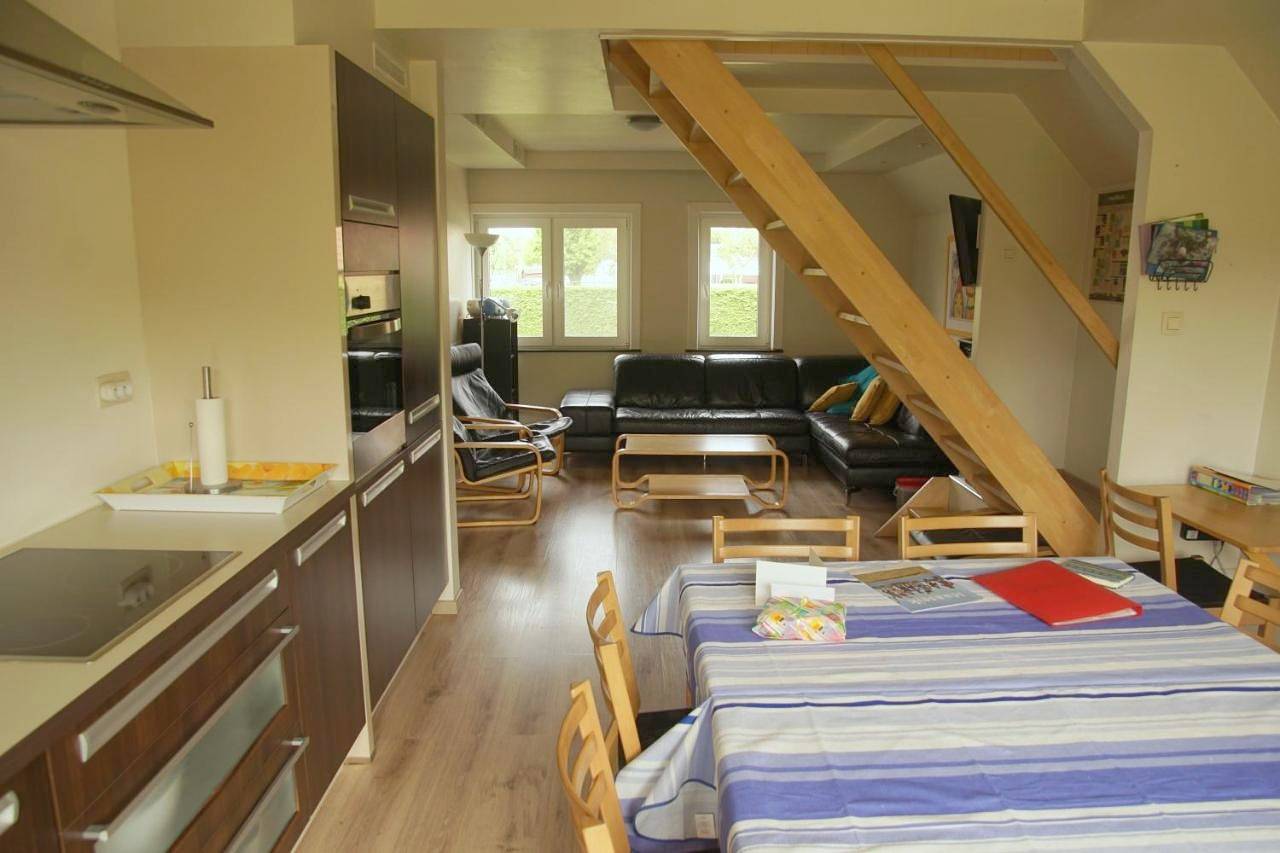Three-Bedroom House in Opoeteren, Maaseik