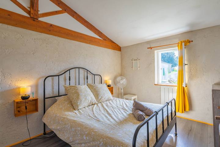 Chambre d’hôte pour 6 personnes, avec jardin en Charente-Maritime