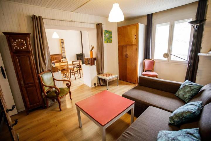 Location de vacances pour 5 personnes, avec vue et terrasse à Padern - 2