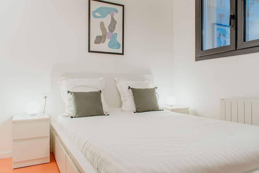 Entire apartment, Paillette (Centre-Ville) in Le Havre, Le Havre region