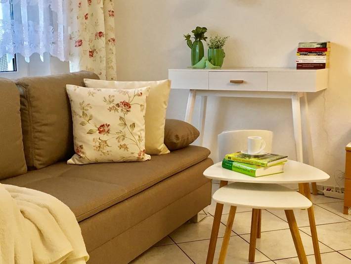 Ganze Ferienwohnung, Bodenseeblick Apartmenthaus Zahler - Ferienwohnungen Zahler, 38qm, 1 Wohn-/ Schlafzimmer, max. 2 Personen in Konstanz, Obersee (Bodensee)