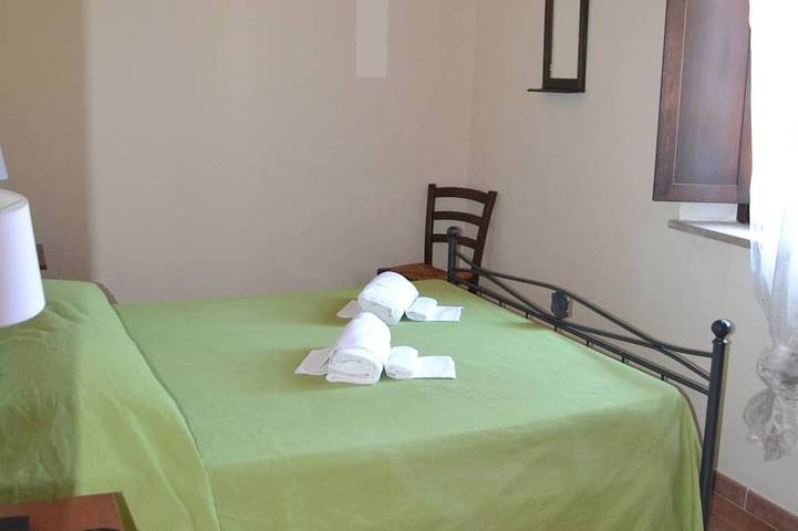 Appartamento intero, Bilocale in Incantevole borgo in pietra con piscina e tennis, vicino al mare in Campiglia Marittima, Costa degli Etruschi