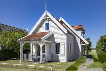 Ferienhaus für 6 Personen, mit Terrasse und Sauna sowie Balkon/Terrasse in Bruinisse