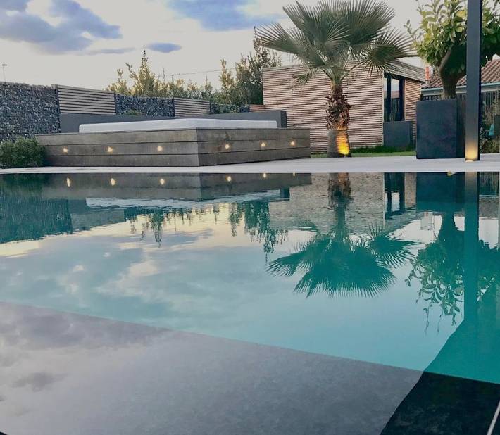 Chambre d’hôte pour 2 personnes, avec piscine ainsi que jardin et jacuzzi