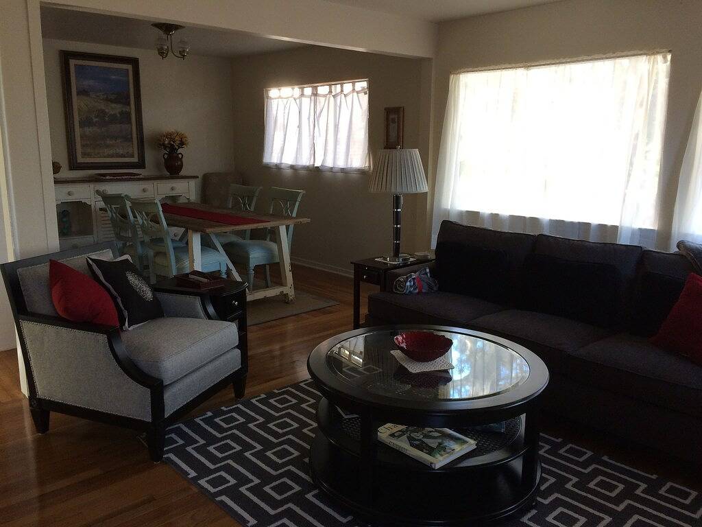 Privates, neu renoviertes Haus mit allen Annehmlichkeiten. Einfacher Zugang zu allen Veranstaltungen. in Monterey County