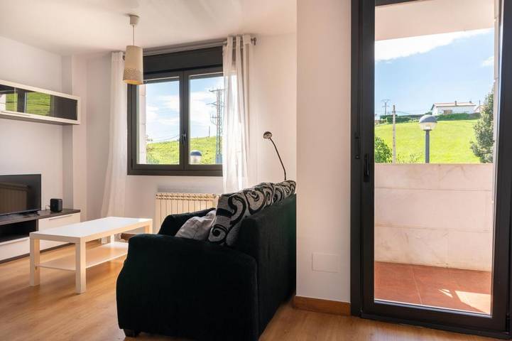 Apartamento de vacaciones para 4 personas, con vistas además de piscina y terraza - 1