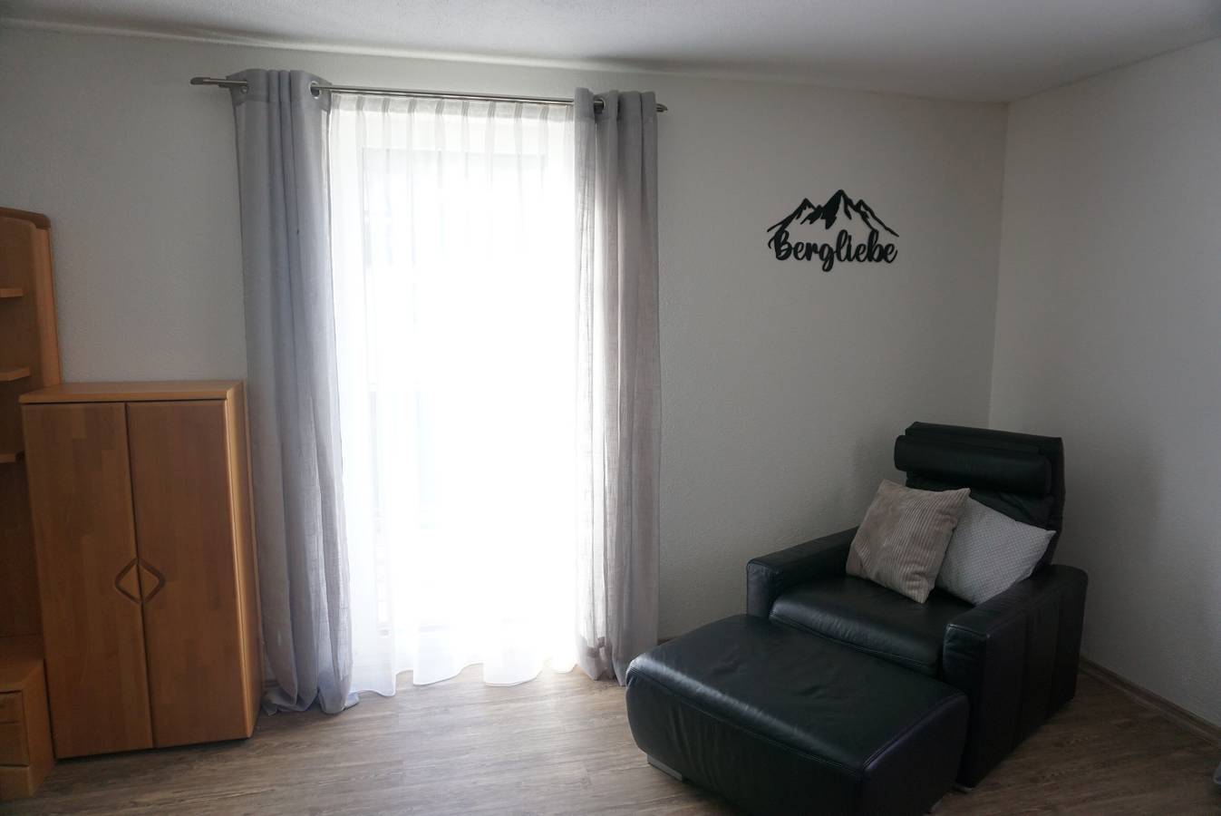 Ganze Wohnung, Ferienwohnung '1' mit Balkon und Wi-Fi in Obersasbach, Sasbach