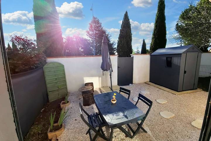 Cozy, fully equipped tiny house—private garden in Castanet-Tolosan, Canal del Mediodía