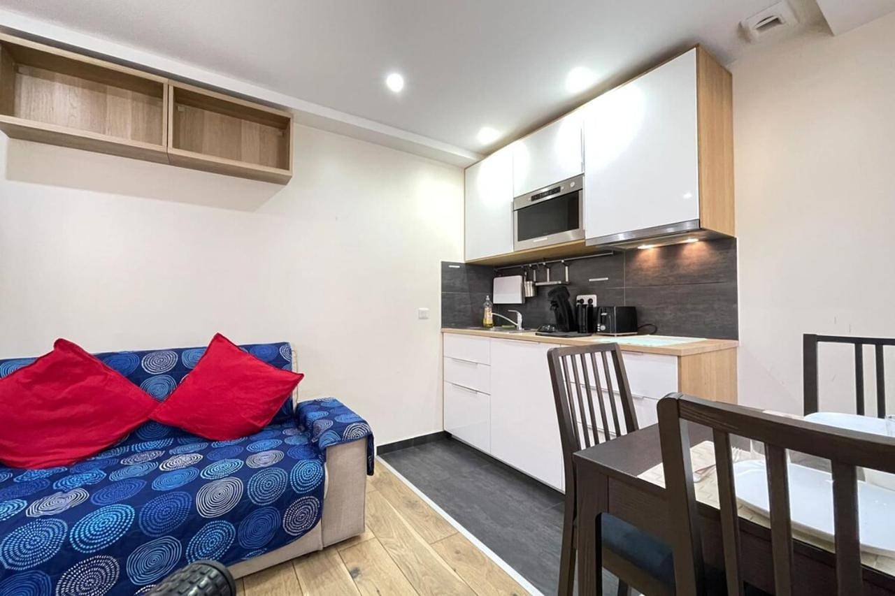 Appartement entier, Cosy Appart Jouy N1 Rer C 500 m in Jouy-en-Josas, Yvelines