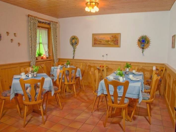 Gasthaus Hohberg - Doppelzimmer Classic mit Wc und Dusche in Durbach, Mittlerer Schwarzwald