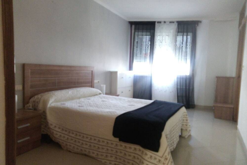 Entire apartment, Cervantes Apartment in Ribeira, Rías Baixas
