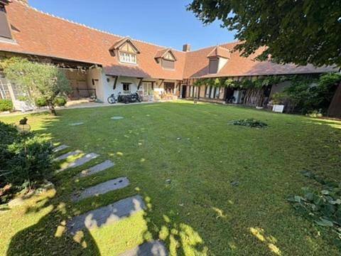 Chambre d’hôte pour 3 personnes, avec Terrasse et Jardin