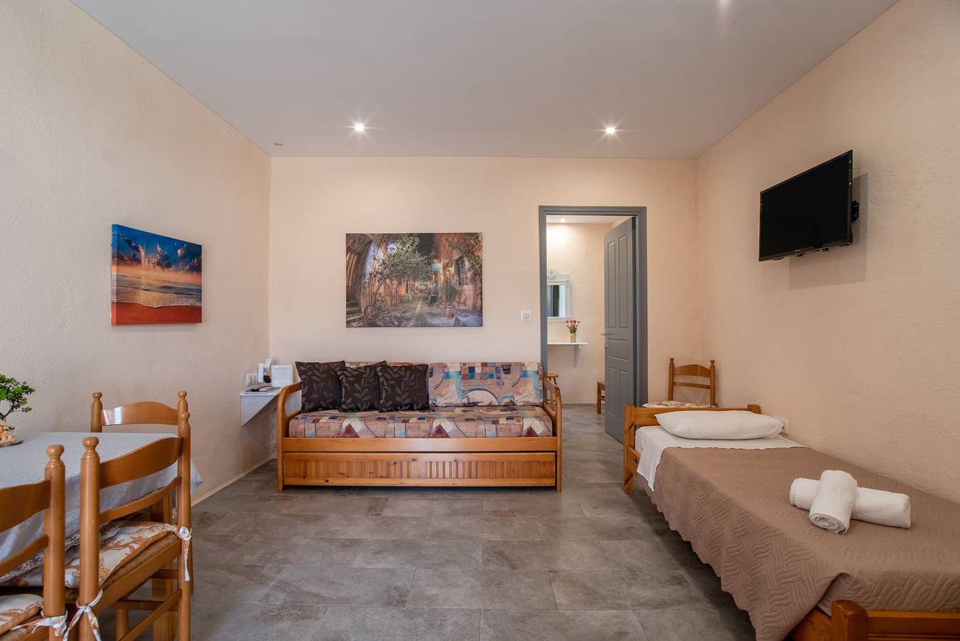 Entire apartment, Apartment 'Studios Kapsali 2' with Sea View, Wi-Fi and Air Conditioning in Galini, Cyclades