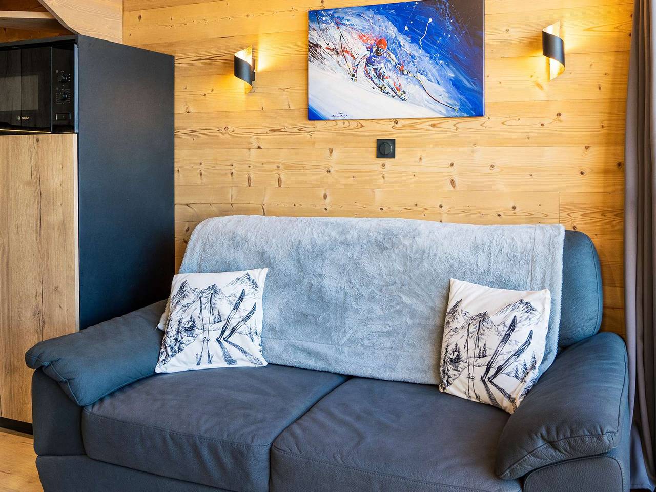 Entire apartment, Renovated mountain apartment, 6 people, near slopes and amenities in Val Thorens, Les Trois Vallées