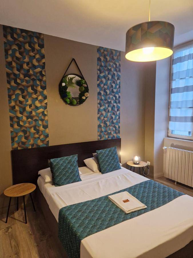 Hôtel pour 4 personnes, avec jardin à Précigné - 3