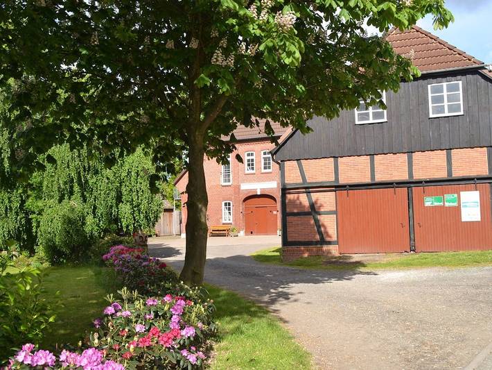 Ferienhaus für 4 Personen, mit Balkon und Terrasse sowie Garten in Bremen