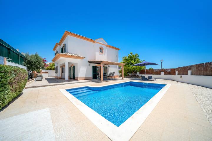 Location de vacances pour 9 personnes, avec terrasse dans Alcantarilha - 3