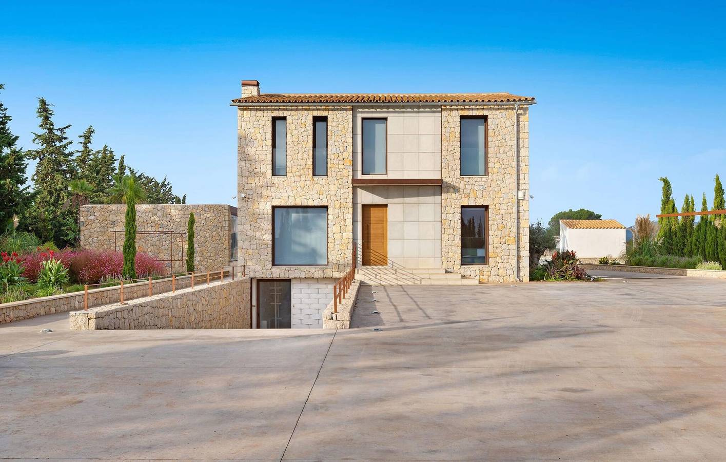 Schicke 2BR Wohnung mit Pool, Grill & AC in der Nähe von Inca Center in Inca, Mallorca Inselmitte