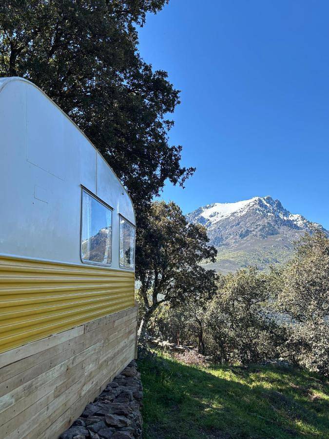 Tente pour 2 personnes, avec piscine et vue ainsi que terrasse et jardin, animaux acceptés en Corse - 2