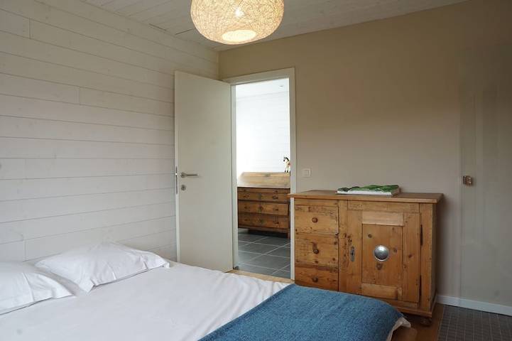 Location de vacances pour 4 personnes, avec terrasse et jardin dans Redu - 3