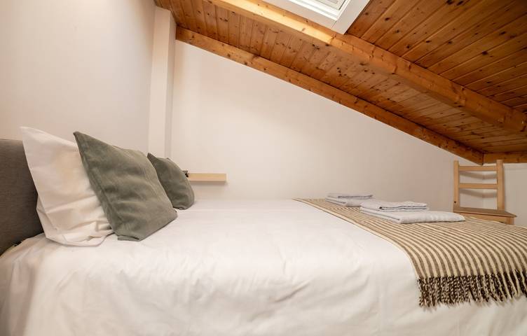 Holiday Home '5 Flores' with Wi-Fi in Odeceixe, Costa Alentejana