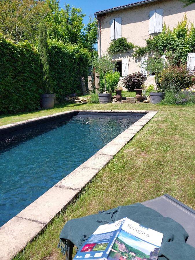 Maison d’hôte pour 2 personnes, avec piscine ainsi que vue et jardin à Marquay - 4