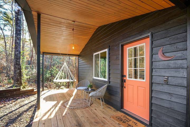 Vacation rental for 4 people, with yard, kid friendly in Chattahoochee National Forest