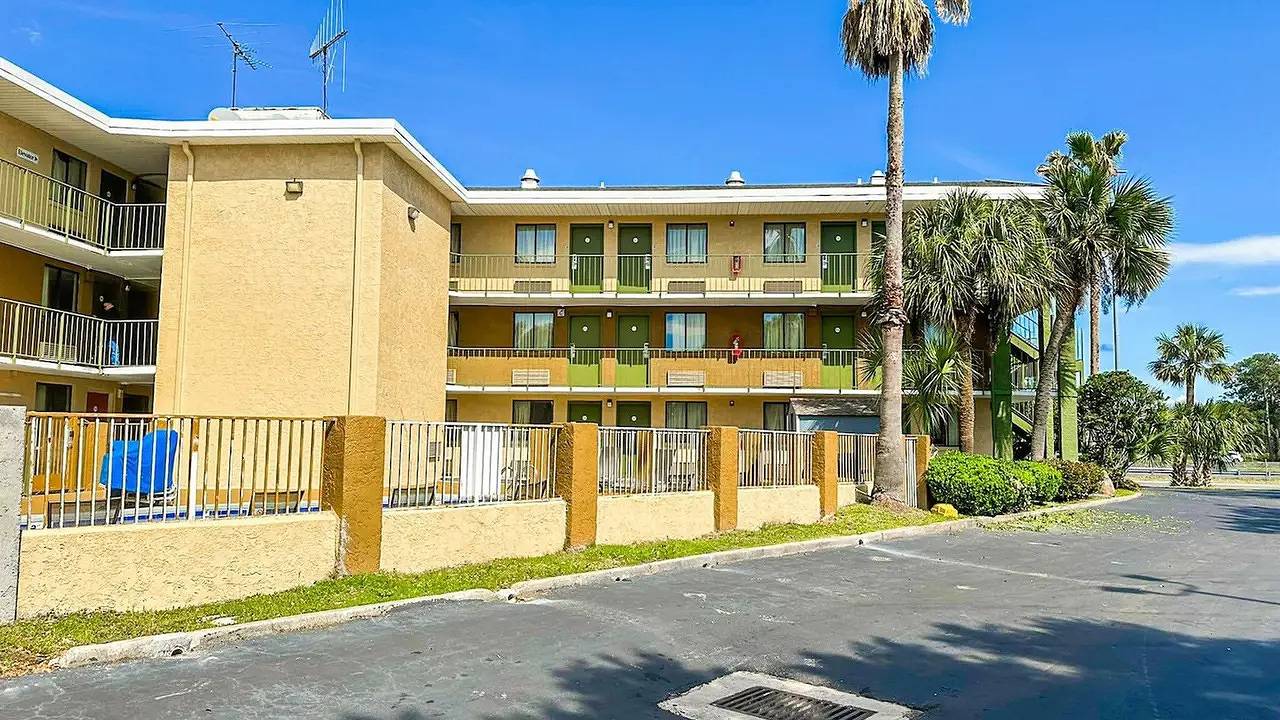 Entire vacation apartment, Vacation apartment for 3 people in Mobile (AL), Mobile Bay