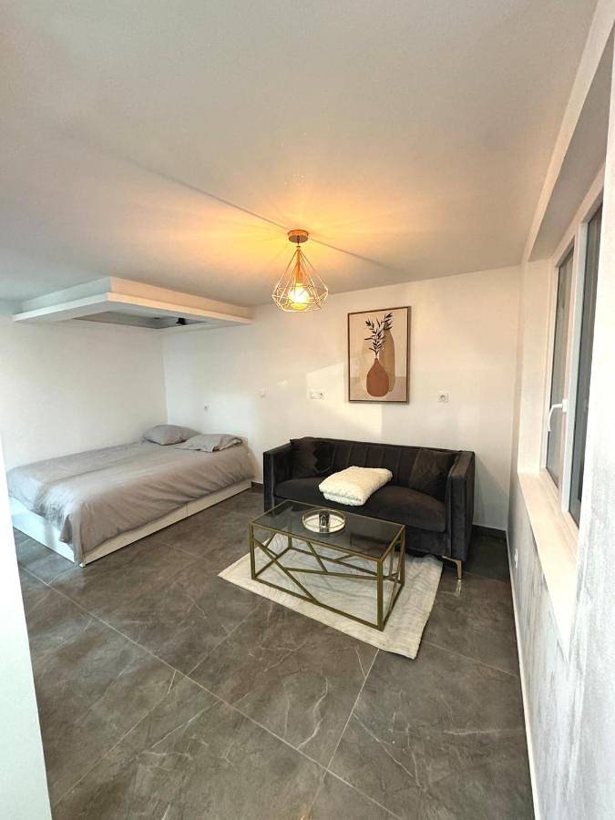 Gîte pour 2 personnes, avec jardin à Riom - 2