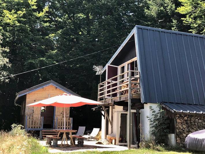 Maison de campagne pour 5 personnes, avec vue et terrasse dans Prabouré