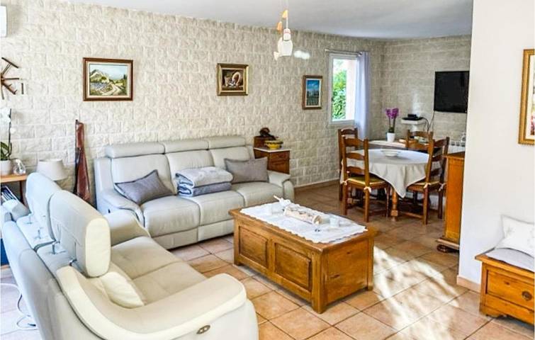 Location de vacances pour 6 personnes, avec piscine à Alleins - 3