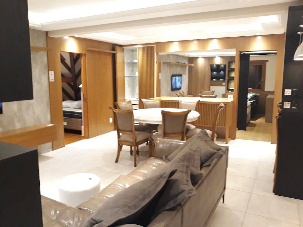 Ganze Wohnung, Gramado Penthouse Apartment 16- 4Dorm Deluxe Modern Klimatisiert !!! in Gramado, Rio Grande do Sul