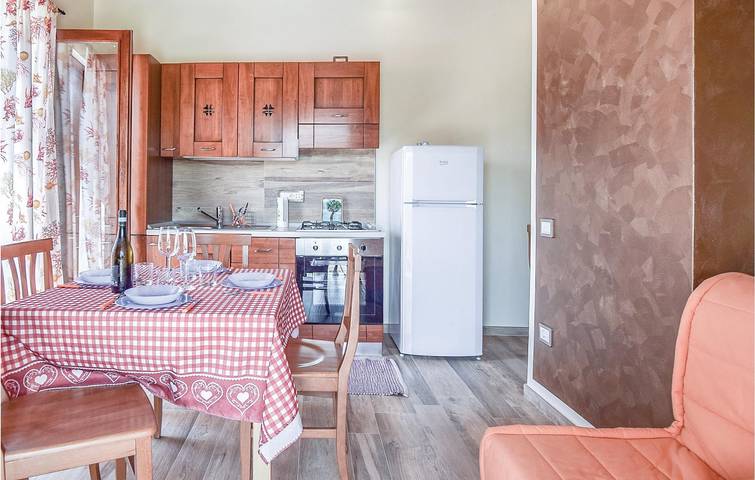 Appartement 1BR en bord de mer avec AC & Parking in Salvatore, Castellabate