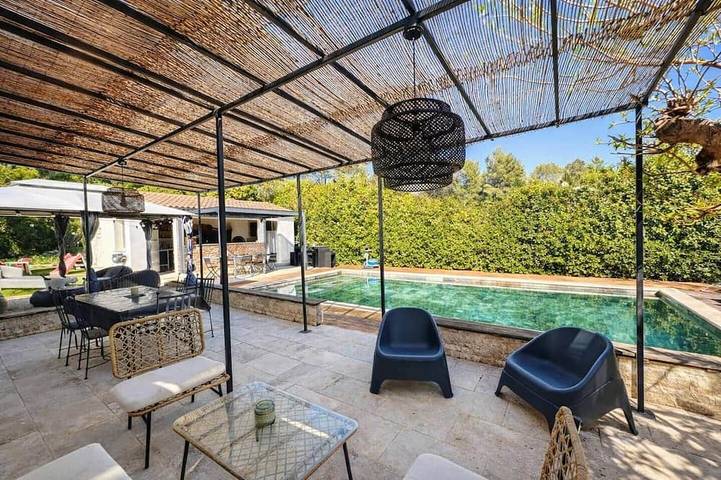 Villa pour 8 personnes, avec jardin et terrasse - 1