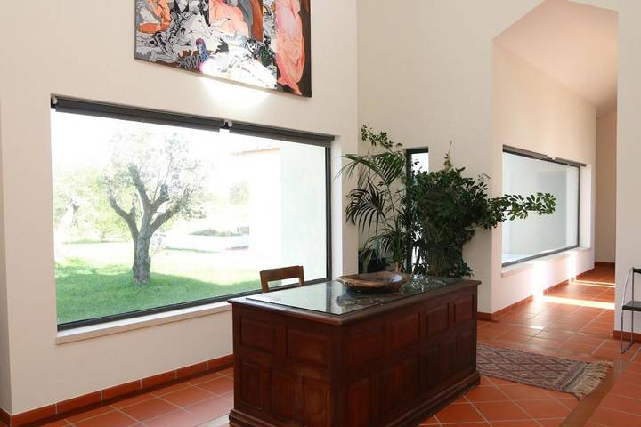 Location de vacances pour 8 personnes, avec vue et jardin ainsi que piscine et terrasse dans Alcochete - 3